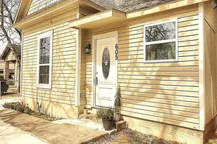 605 Olive St, Cleburne, TX 76031 - Photo 3