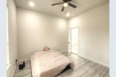 605 Olive Street, Cleburne, TX 76031 - Photo 17