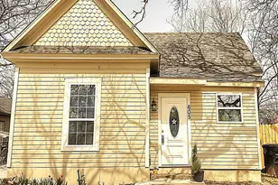 605 Olive St, Cleburne, TX 76031 - Photo 1