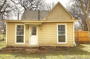 605 Olive St, Cleburne, TX 76031 - Photo 31