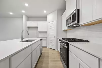 3313 Fortress Way, Denton, TX 76208 - Photo 7