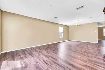 5237 Bedfordshire Drive, Fort Worth, TX 76135 - Photo 5