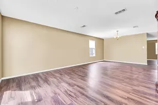 5237 Bedfordshire Dr, Fort Worth, TX 76135 - Photo 5