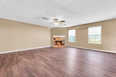 5237 Bedfordshire Drive, Fort Worth, TX 76135 - Photo 11
