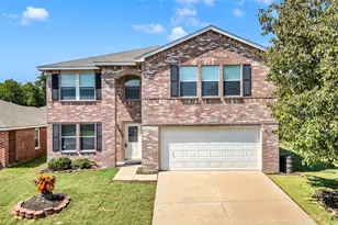5237 Bedfordshire Dr, Fort Worth, TX 76135 - Photo 1