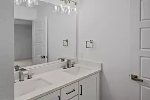 9561 Thorncrown Ln, Fort Worth, TX 76179 - Photo 19