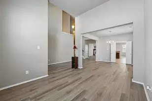 804 Starling Ln, Aubrey, TX 76227 - Photo 5