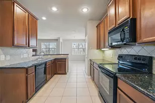 804 Starling Ln, Aubrey, TX 76227 - Photo 3