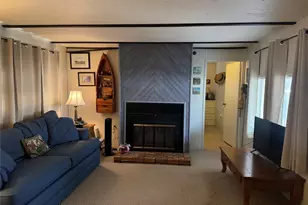 3412 Tahitian Ct, Granbury, TX 76048 - Photo 5