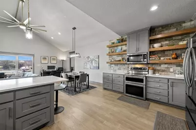 502 S Bay Court, Runaway Bay, TX 76426 - Photo 11