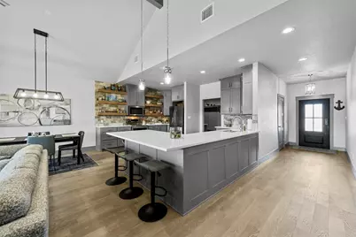 502 S Bay Court, Runaway Bay, TX 76426 - Photo 7