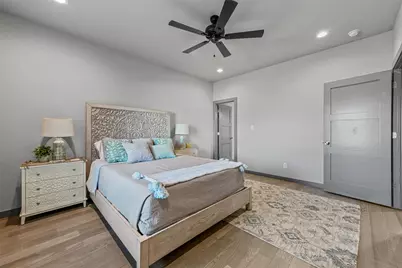 502 S Bay Court, Runaway Bay, TX 76426 - Photo 15