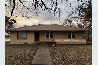 2806 E Atoll Drive, Dallas, TX 75216 - Photo 1