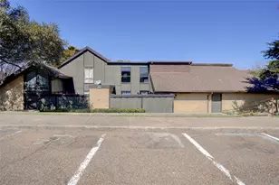 4643 Country Creek Dr, Dallas, TX 75236 - Photo 31