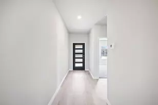 240 Canyon Oaks Dr, Greenville, TX 75402 - Photo 5