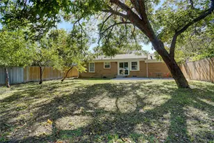 3003 Mayhew Dr, Dallas, TX 75228 - Photo 17