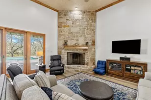 712 S Sugartree Dr, Lipan, TX 76462 - Photo 5