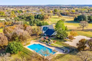 712 S Sugartree Dr, Lipan, TX 76462 - Photo 39