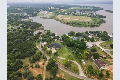 2100 Gene Court, Granbury, TX 76048 - Photo 3