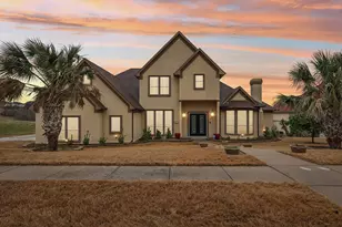 319 Golden Pond Dr, Cedar Hill, TX 75104 - Photo 37