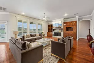 319 Golden Pond Dr, Cedar Hill, TX 75104 - Photo 7