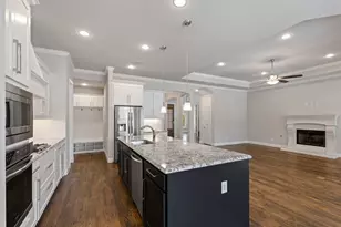 318 Creekview Terrace, Aledo, TX 76008 - Photo 13