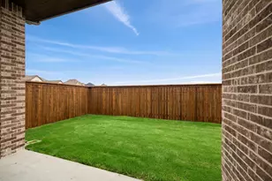 2441 Jackson Burn Dr, Royse City, TX 75189 - Photo 3