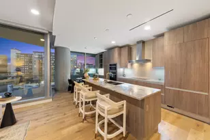 3130 N Harwood St, Dallas, TX 75201 - Photo 5