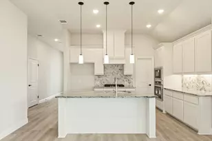 405 Atlas Cedar Dr, Glenn Heights, TX 75154 - Photo 13