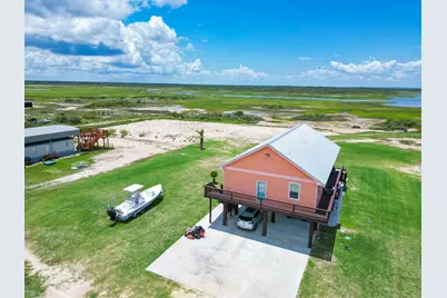 904 W Polk Avenue, Port O Connor, TX 77982 - Photo 33