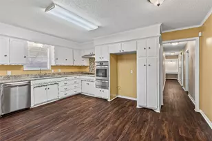 6305 Chapman Dr, Greenville, TX 75402 - Photo 9