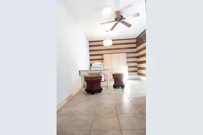 302 W 6th Street, Lancaster, TX 75146 - Photo 9