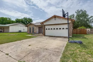 5612 Macrae St, Haltom City, TX 76148 - Photo 3