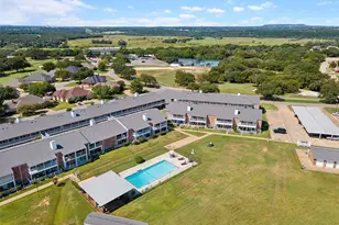 8511 Westover Ct, Granbury, TX 76049 - Photo 7