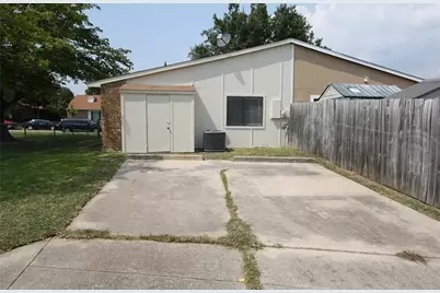 4529 Carr Street, The Colony, TX 75056 - Photo 13