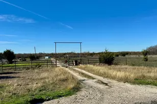 1528 County Rd 697, Farmersville, TX 75442 - Photo 5