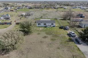 9020 Sallys Wy, Alvarado, TX 76009 - Photo 3