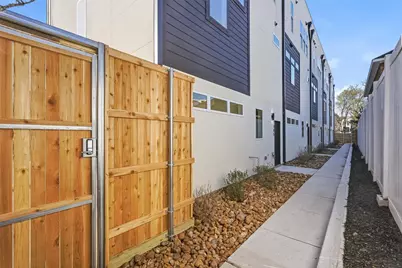 2202 N Carroll Avenue #103, Dallas, TX 75204 - Photo 33