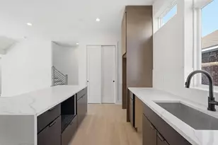 2202 N Carroll Ave, Dallas, TX 75204 - Photo 11