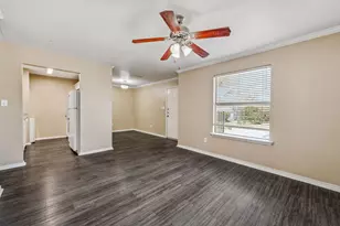 872 W Vanderbilt St, Stephenville, TX 76401 - Photo 15