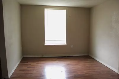 1390 N Estes Street, Stephenville, TX 76401 - Photo 5