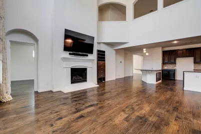 303 San Marcos Drive, Irving, TX 75039 - Photo 5