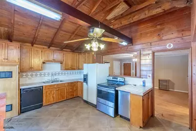 8425 County Road 464, Brownwood, TX 76801 - Photo 9