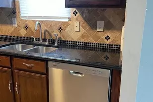 3120 Crimson Clover Dr, Lancaster, TX 75134 - Photo 7