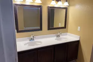 3120 Crimson Clover Dr, Lancaster, TX 75134 - Photo 13