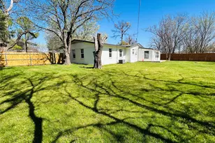 7908 Lazy Lane Rd, North Richland Hills, TX 76180 - Photo 19