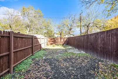 406 Dawson Circle #B, Grand Prairie, TX 75051 - Photo 23