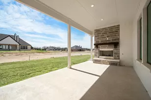 1435 Julian Dr, Van Alstyne, TX 75495 - Photo 33