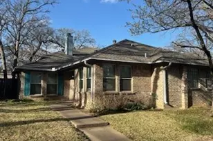 1003 W Lovers Ln, Arlington, TX 76013 - Photo 1