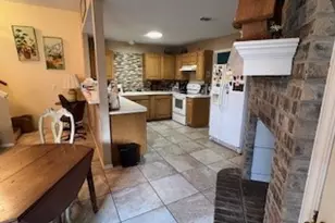 1003 W Lovers Ln, Arlington, TX 76013 - Photo 5